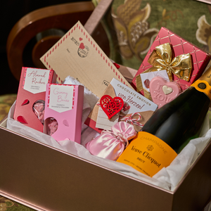 Valentine's Hamper with Veuve Clicquot Champagne