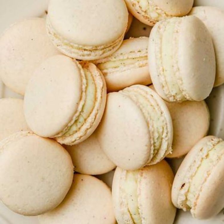 Vanilla Macaron